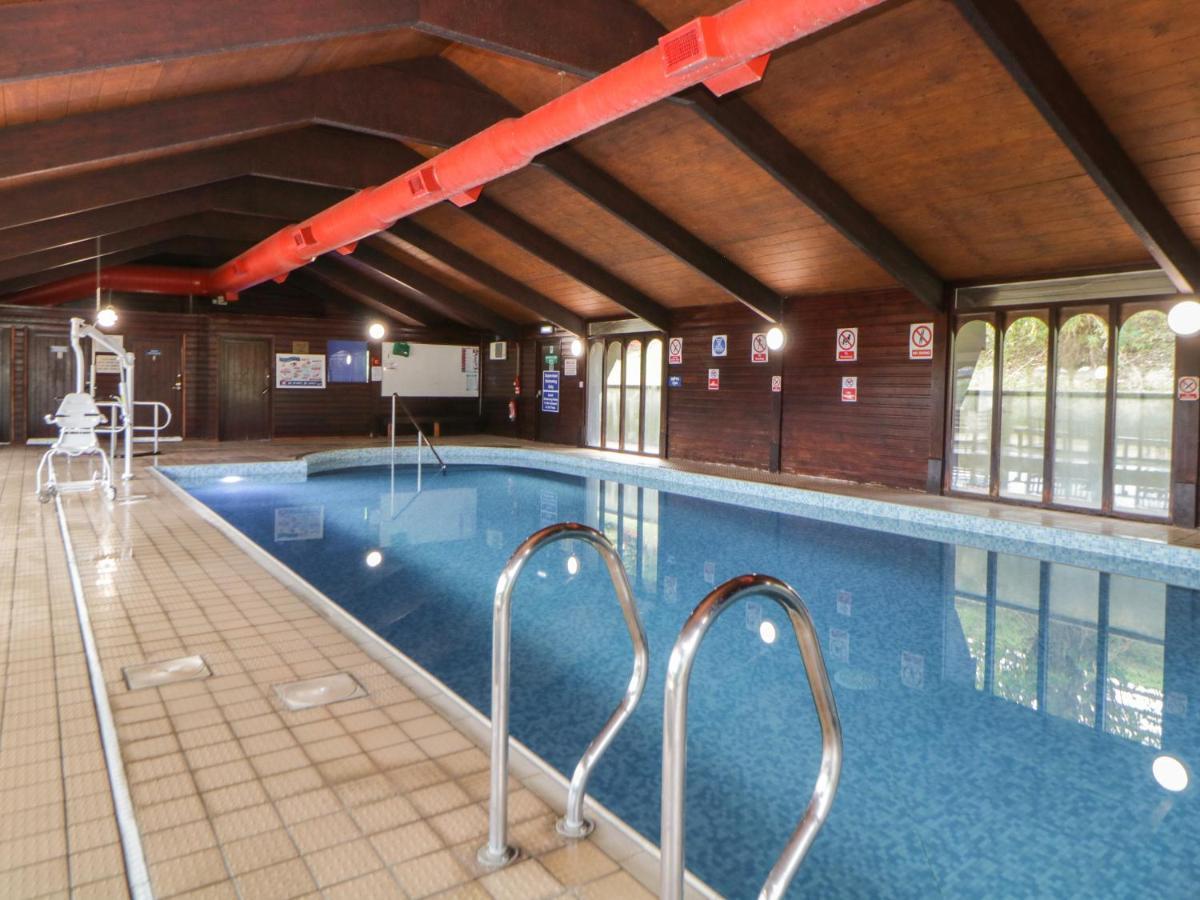 Harcombe House Bungalow 8 Нютън Абът Екстериор снимка